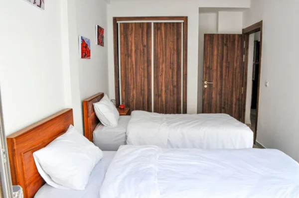 SHARED ROOM
